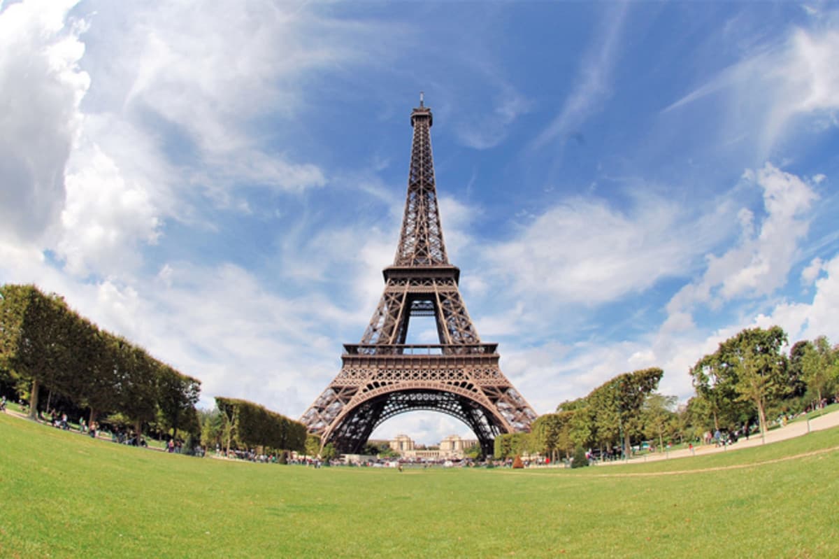 Best Times to Visit the Louvre: Avoiding Crowds and Finding Tranquility